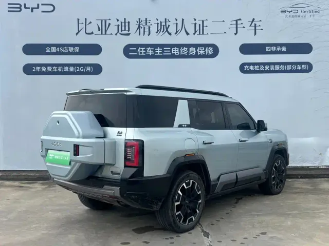 BYD FangChengBao Leopard 8 — Фото автомобиля 4