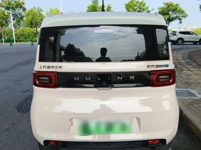 Wuling Hongguang Mini EV — Фото автомобиля 5