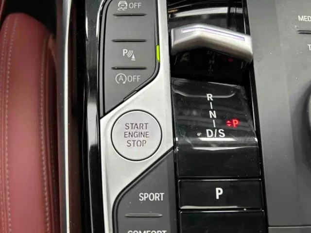 BMW 3 Series — Фото автомобиля 8
