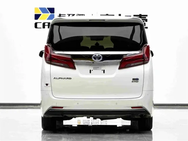 Toyota Alphard — Фото автомобиля 5
