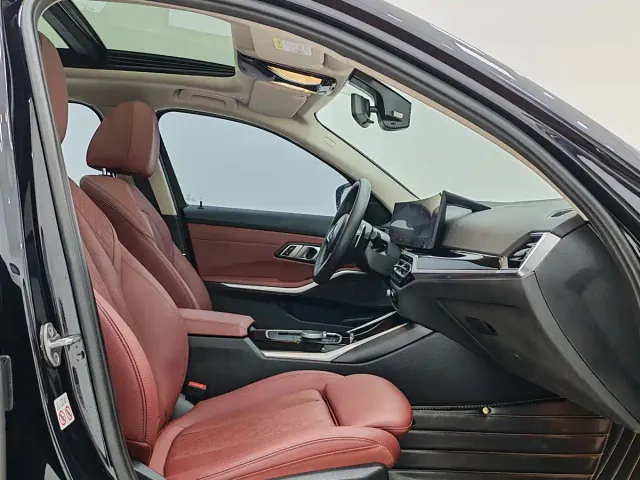 BMW 3 Series — Фото автомобиля 9