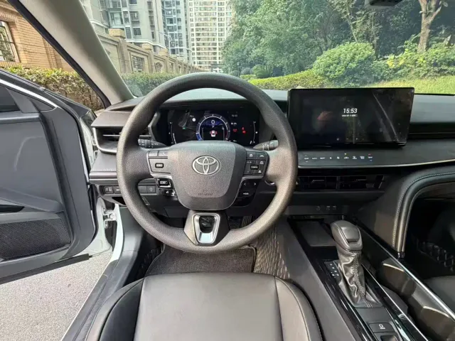 Toyota Camry — Фото автомобиля 9