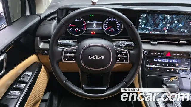 Kia Carnival Generation 4 — Фото автомобиля 13