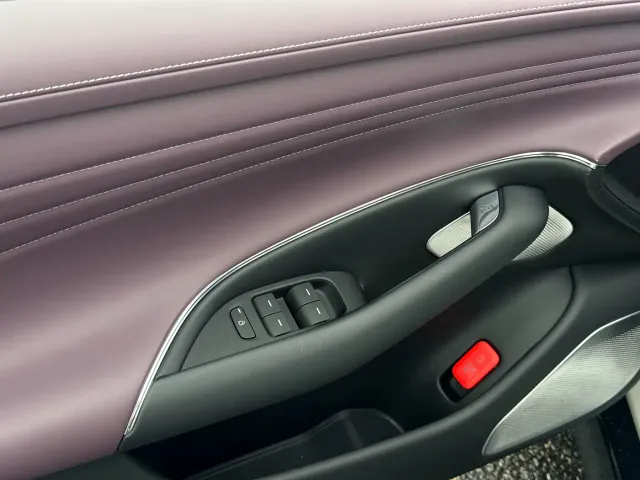 Xiaomi SU7 — Фото автомобиля 15