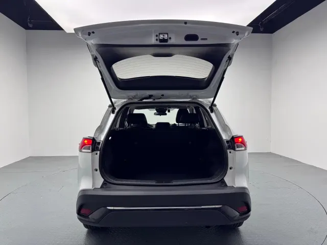 Toyota Frontlander — Фото автомобиля 6