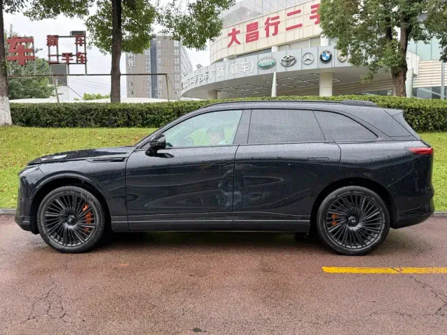 Xpeng G9 — Фото автомобиля 3