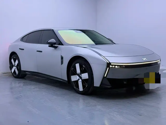 Xpeng P7 — Фото автомобиля 2