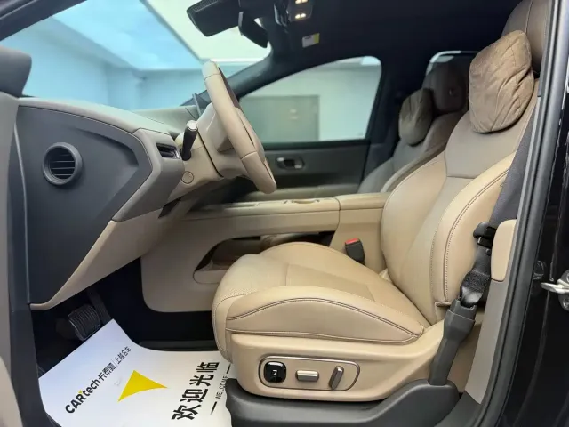 Li Auto i6 — Фото автомобиля 10
