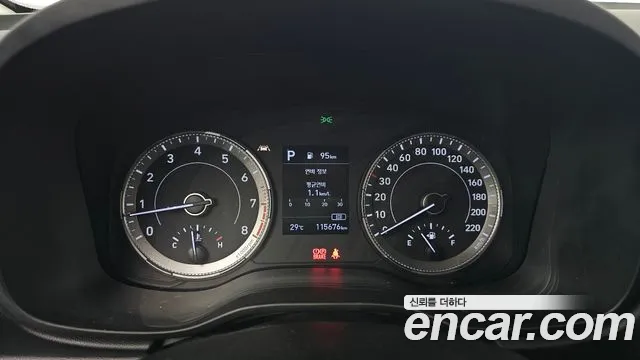 Hyundai Venue Venue 1.6 Modern Plus — Фото автомобиля 8