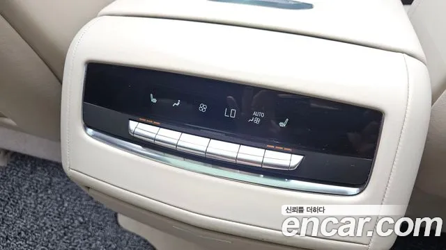 Cadillac Escalade Escalade 5 поколение — Фото автомобиля 26