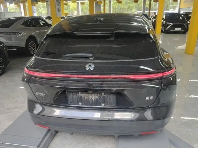 Nio ET5 Touring — Фото автомобиля 5