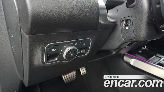 Mercedes-Benz EQB — Фото автомобиля 19