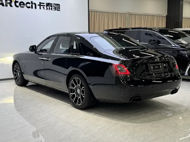 Rolls-Royce Ghost — Фото автомобиля 6