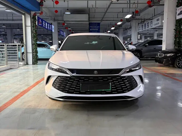 BYD Qin L — Фото автомобиля 2
