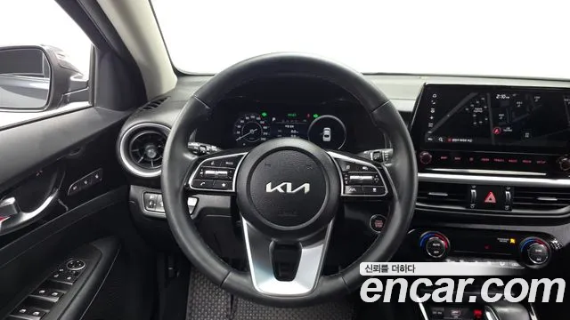 Kia K3 Generation 2 — Фото автомобиля 13