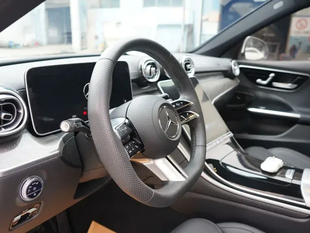 Mercedes-Benz C-Class — Фото автомобиля 12