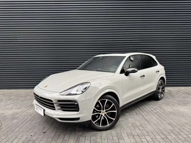 Фотография автомобиля — Porsche Cayenne