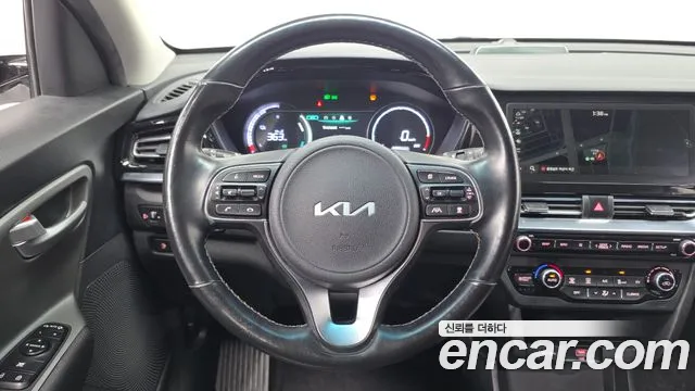 Kia Niro — Фото автомобиля 20