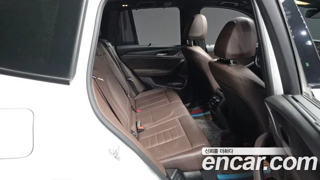 BMW X3 xDrive 20i M Sport — Фото автомобиля 12