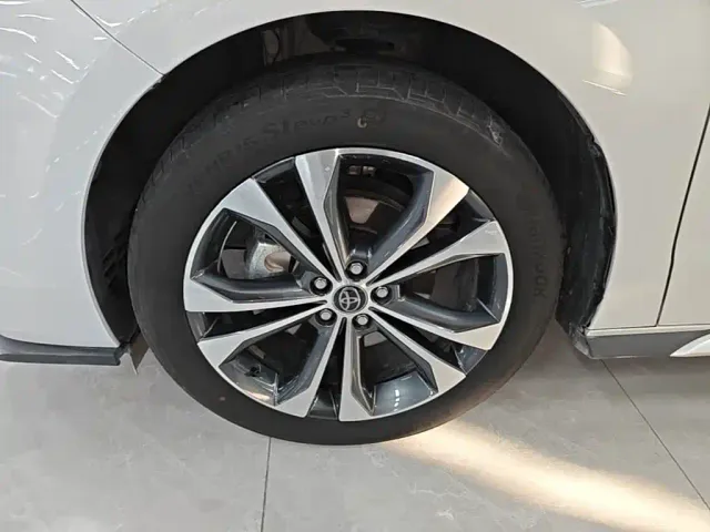 Toyota Granvia — Фото автомобиля 22
