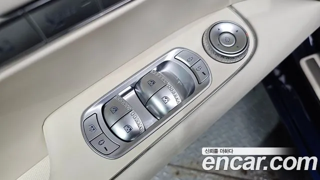 Genesis G90 Бензин 3.5 турбо AWD — Фото автомобиля 21