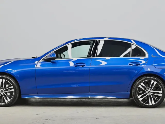 Mercedes-Benz C-Class — Фото автомобиля 23
