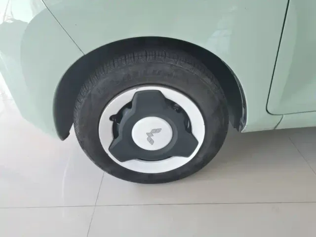 Wuling Hongguang Mini EV — Фото автомобиля 22