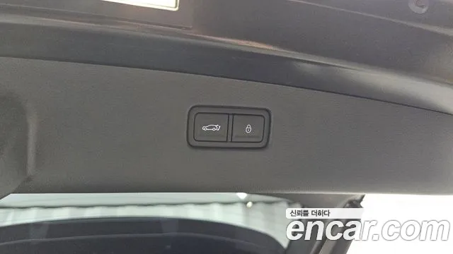 Genesis GV70 — Фото автомобиля 28