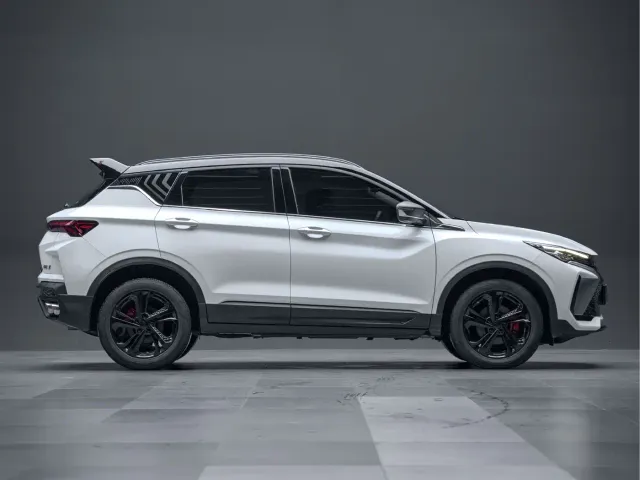 Geely Binyue — Фото автомобиля 6
