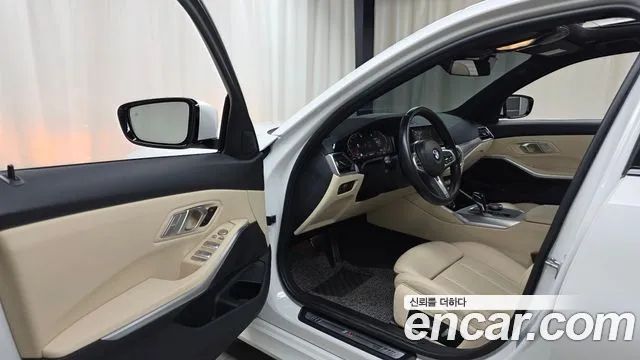 BMW 3 Series G20 — Фото автомобиля 15