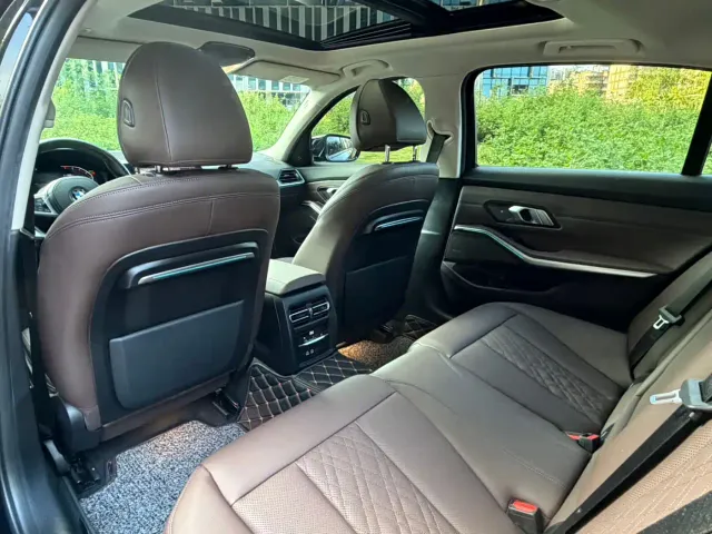 BMW 3 Series — Фото автомобиля 15