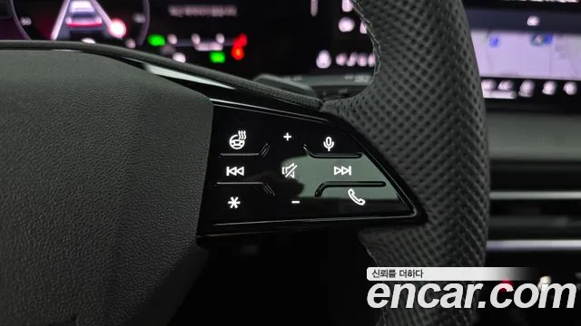 Audi Q5 40 TDI quattro S Line Black Edition — Фото автомобиля 15