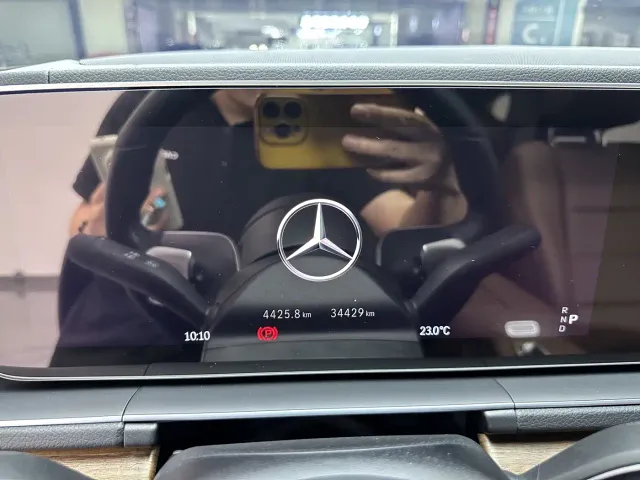 Mercedes-Benz GLE-Class — Фото автомобиля 17