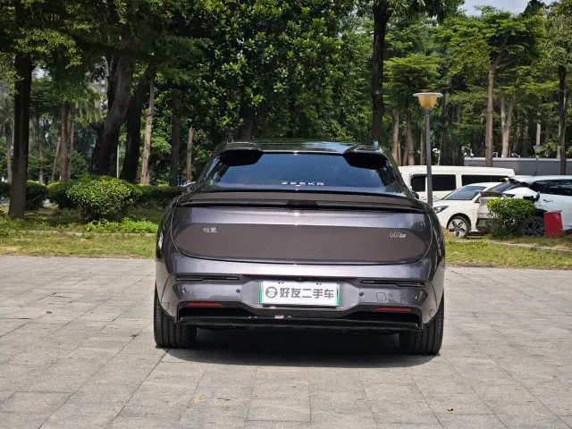Zeekr 007 GT — Фото автомобиля 6