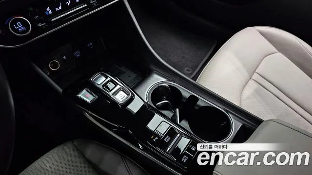 Hyundai Sonata Inspiration — Фото автомобиля 9