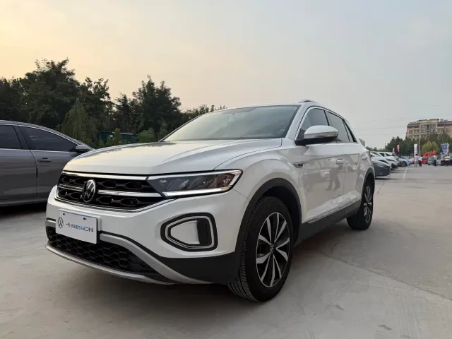 Фотография автомобиля — Volkswagen T-Roc