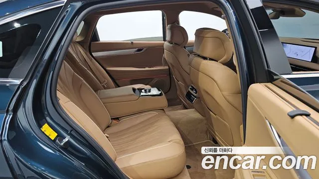 Genesis G80 Бензин 2.5 турбо AWD — Фото автомобиля 13
