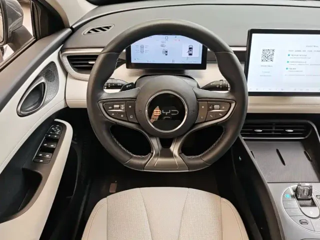 BYD Seal 05 DM-i — Фото автомобиля 14