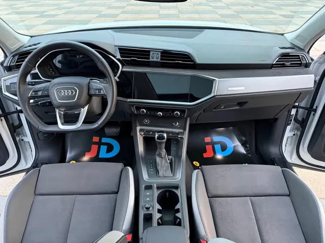 Audi Q3 — Фото автомобиля 14