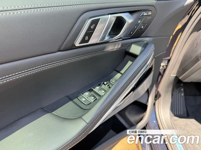 BMW X6 xDrive40i M Sport — Фото автомобиля 14