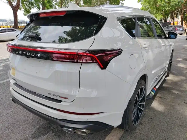 Jetour X70 Plus — Фото автомобиля 4