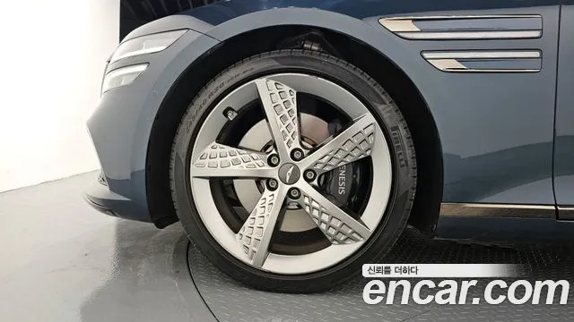 Genesis G80 Бензин 2.5 турбо AWD — Фото автомобиля 5