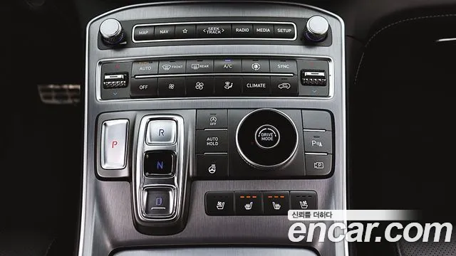Hyundai Santafe Новый Santa Fe Бензин 2.5T 2WD — Фото автомобиля 9