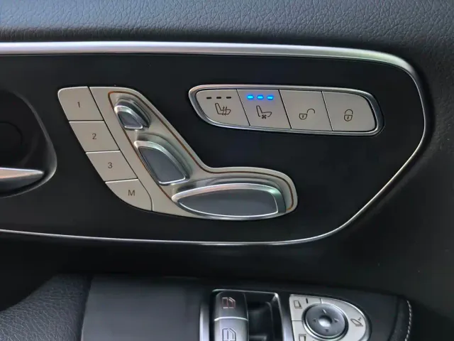 Mercedes-Benz V-Class — Фото автомобиля 26