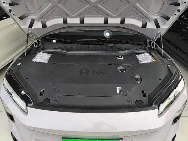 Nio ET5 — Фото автомобиля 19