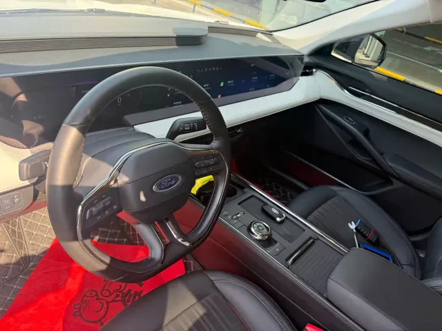 Ford Mondeo — Фото автомобиля 6
