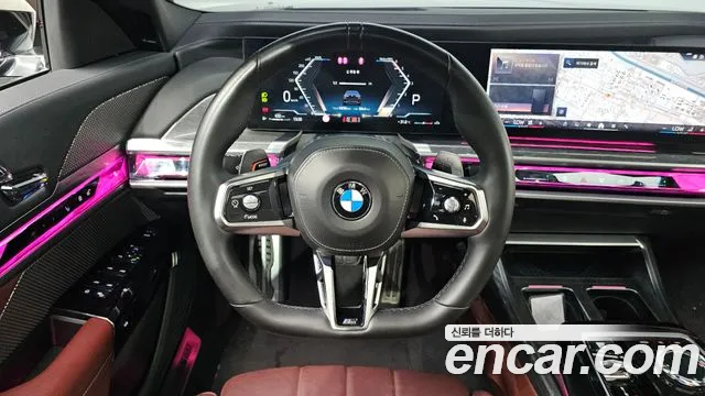 BMW 7-Series — Фото автомобиля 13