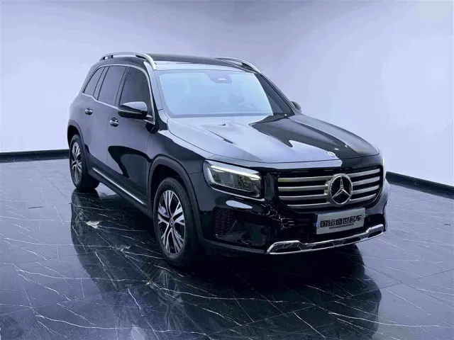 Mercedes-Benz GLB-Class — Фото автомобиля 3