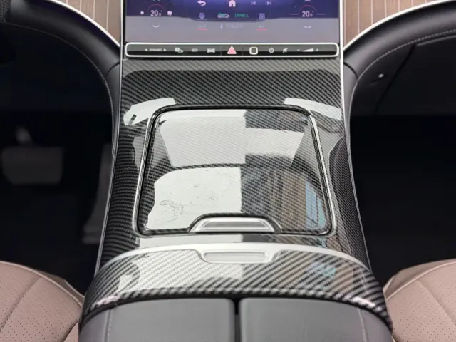 Mercedes-Benz EQE SUV — Фото автомобиля 15