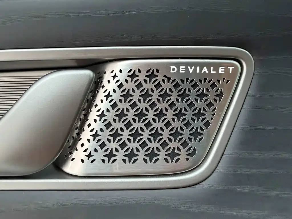 Denza Denza D9 2025 Model DM-i Smart Drive Edition 1020 AWD Flagship — Фото автомобиля 24